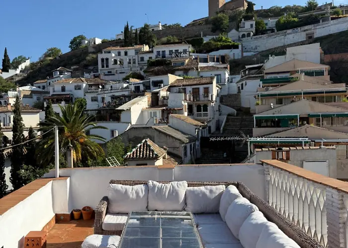 Casa Con Maravillosas Vistas Y Terraza